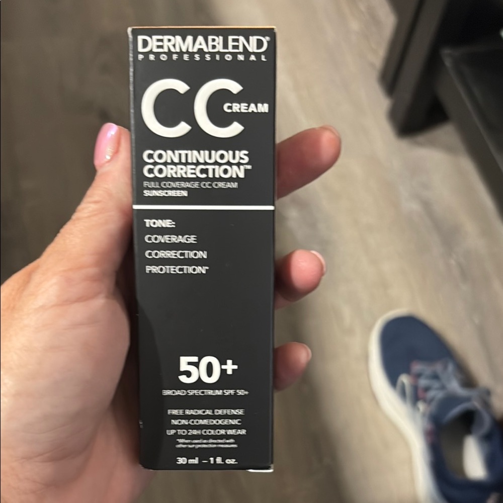 Dermablend CC Cream Continuous Correction SPF 50+